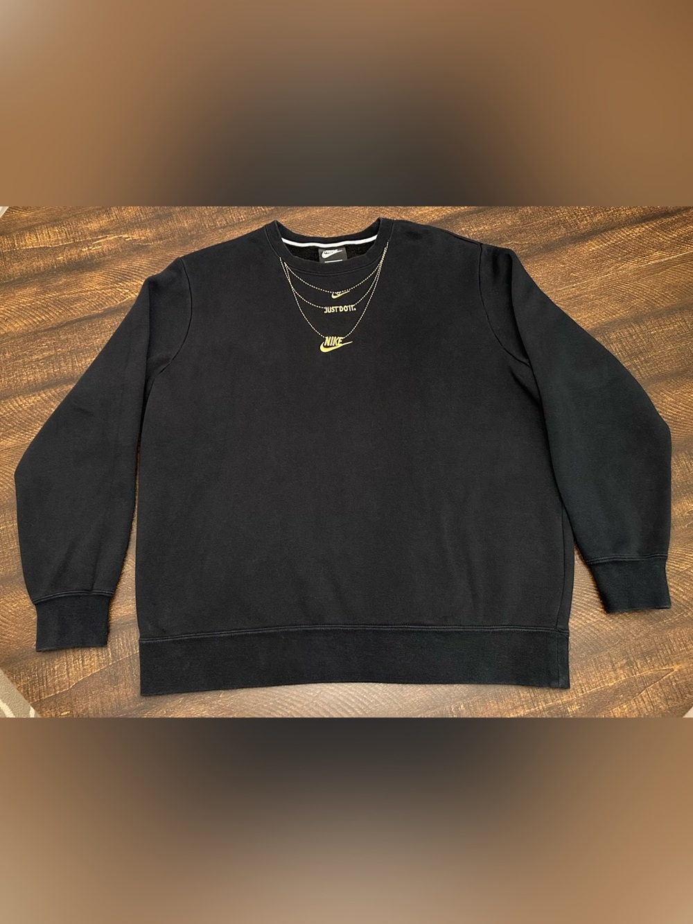 Nike Sweatshirt Womens Small Black Embroidered Gold Chain Necklace Crew Neck